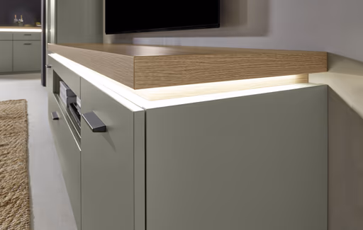 Wohnwand - mit Beleuchtung, Salbeigrün, Eiche Evoke Nachbildung