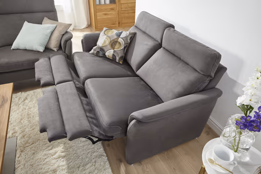 Sofa Arima H - 2-Sitzer inkl. Relaxfunktion (motorisch), Stoff, Dunkelbraun