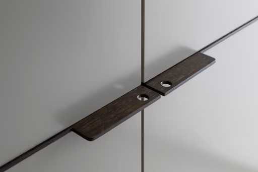 Drehtürenschrank Matera - BHT ca. 301x235x60 cm, Lack Matt, Muschelgrau, Griffe Coffee