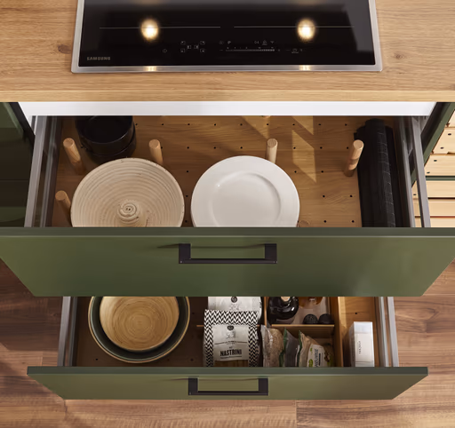 Winkelküche 54.160 GL 7 521, Lack samtmatt Waldgrün