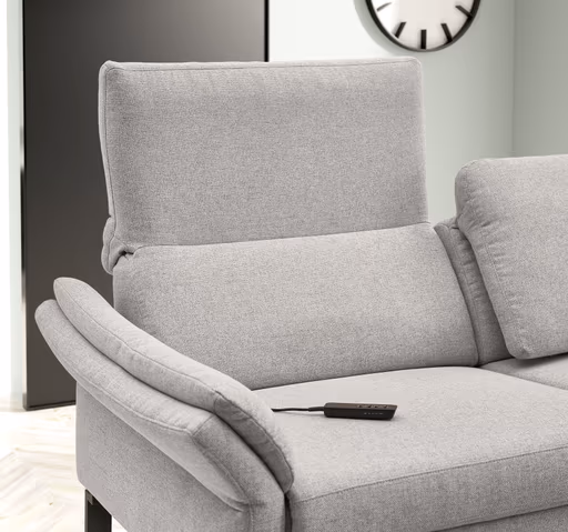 Ecksofa - 3-Sitzer mit Longchair rechts, Relaxfunktion motorisch, Stoff, Hellgrau