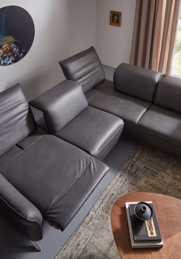 Ecksofa Bormio - 2,5-Sitzer mit Ecke rechts inklusive Relaxfunktion (motorisch), Leder, Schwarz