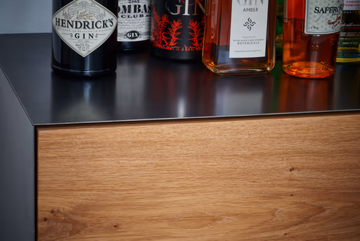 Sideboard Jan - Wildeiche massiv, Metall