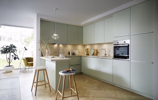 U-Küche 55.100 CO 13 520, Pastellgrün Satin