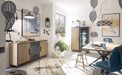 Esstisch - LB ca. 200x100 cm, Eiche massiv geölt, Schweizer Kante, Schwarz