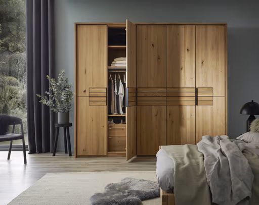 Drehtürenschrank Scottsdale - inkl. Passepartout und Beleuchtung, B ca. 257cm, Wildeiche massiv