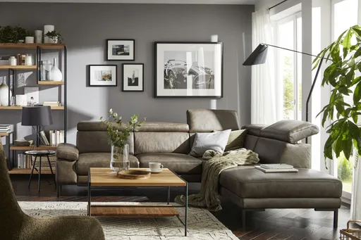 Ecksofa Hudson - 2,5-Sitzer mit Ecke rechts, inkl. Kopfteil/Armlehne verstellbar und Sitzvorzug/Relaxfunktion (motorisch), Leder, Braungrün