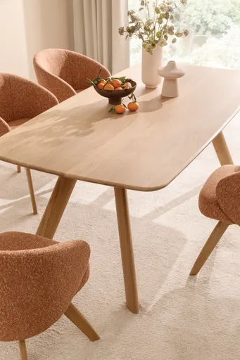 Esstisch Nayara - LB ca. 200x100 cm, Eiche massiv, satin gebeizt matt lackiert