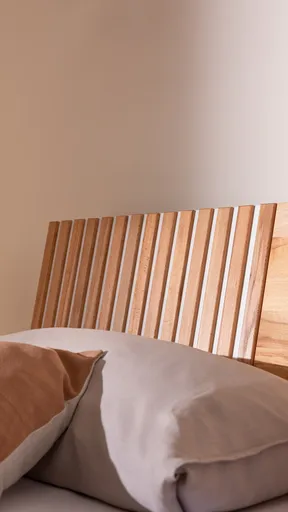 Bettgestell Tigris - Liegefläche ca. 180x200 cm, Kernbuche massiv, geölt