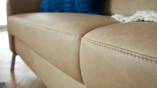 Sofa Valera - 2-Sitzer, Leder, Taupe