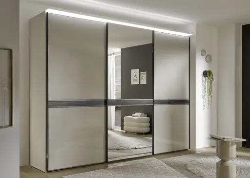 Schwebetürenschrank - B. ca. 298 cm, Sandglas, Kristallspiegel