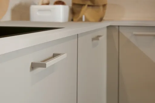 L-Küche 51.210 9 525, Kaschmirbraun matt