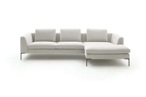 Ecksofa Lenni Style - 2,5-Sitzer mit Longchair rechts, Stoff, Hellgrau, luftige Kissen