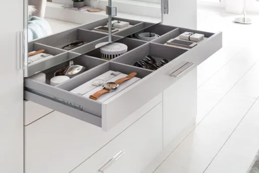 Drehtürenschrank- B ca. 180cm, Weiß, Spiegel