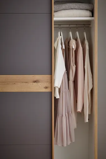 Schwebetürenschrank Viana - inkl. Passepartout, B ca. 271 cm, Lack, Steingrau, Riffholz, Balkeneiche