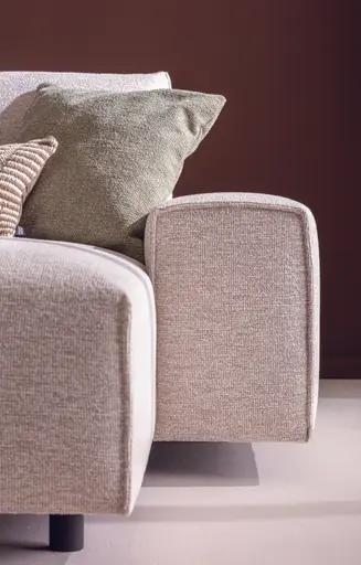 Ecksofa Serava Plus - Anbauhocker links mit 1-Sitzer, Trapezelement, Longchair rechts, Stoff, Sand
