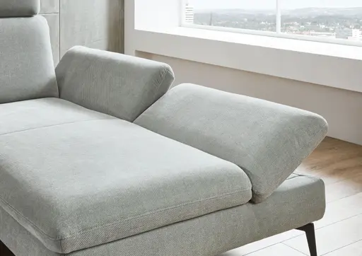 Ecksofa - 3-Sitzer mit Longchair rechts, Armlehne verstellbar, Stoff, Silbergrau
