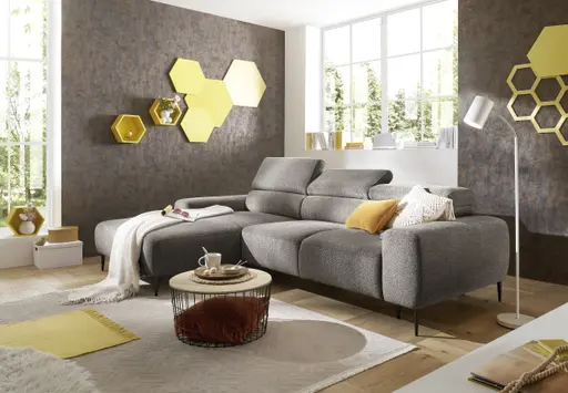 Ecksofa - Longchair links mit 2-Sitzer, Sitzvorzug motorisch, Kopfteil verstellbar, Stoff, Sand