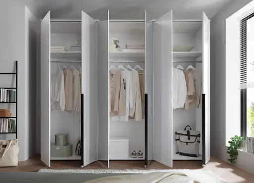 Drehtürenschrank- B ca. 270 cm, Weiß, Spiegel