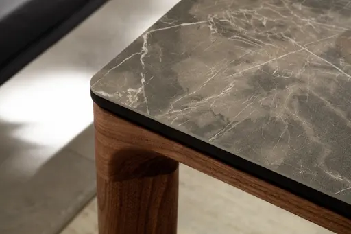 Esstisch 3400 - LB ca. 220x100 cm, ausziehbar, Keramik schwarz, Nussbaum