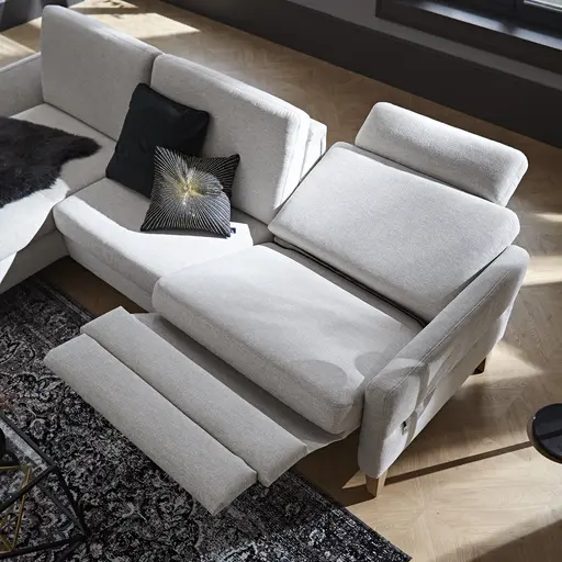 Ecksofa Arima - Longchair links mit 2,5-Sitzer inkl. Relaxfunktion und Sitzvorzug (motorisch), Stoff, Creme