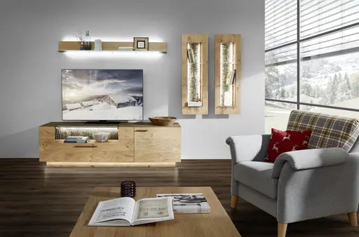 Wohnwand - mit Beleuchtung, Kernwildasteiche Furnier, Nischenrückwand echte Baumrinde