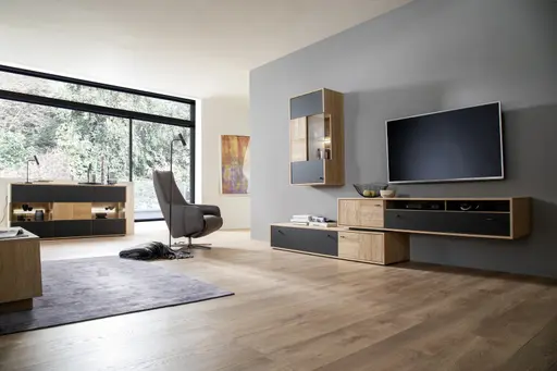 Wohnwand - mit Beleuchtung,  Balkeneiche massiv, Absetzung Glas Anthrazit