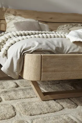 Bettgestell 1660 - Liegefläche ca. 180x200 cm, Wildeiche bianco, sandgestrahlt