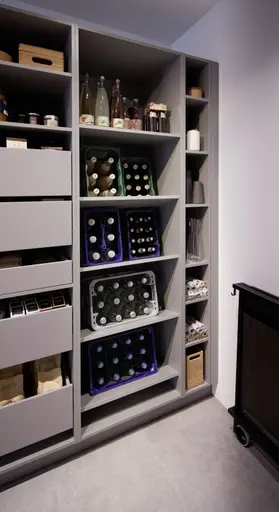 Speisekammer 50.100 CO 9 521, Achatgrau