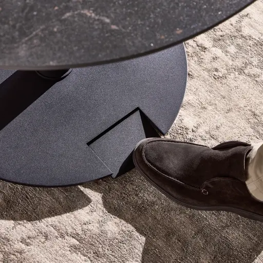 Beistelltisch Camas - LBH ca. 50x50x48 cm, Keramik schwarz