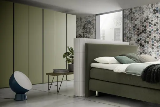 Drehtürenschrank Loretto - B ca. 280 cm, Lack matt, Safrangelb