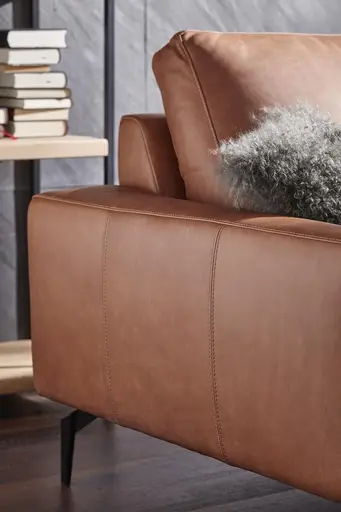 Ecksofa Redington - 2,5-Sitzer mit Ecke rechts, Leder, Cognac