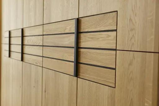 Drehtürenschrank Scottsdale - B ca. 252 cm, Wildeiche massiv