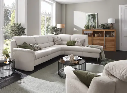 Ecksofa Cornella Plus - 2-Sitzer links mit Ecke und Abschlussteil rechts inkl. Relaxfunktion (motorisch), Kopfteilverstellung und Stauraum, Stoff, Creme