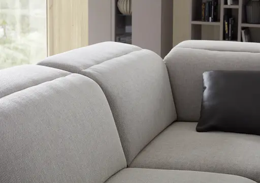 Ecksofa Rafaela - 2,5-Sitzer, Ecke rechts, Kopfteil verstellbar (manuell), Webstoff, Ecru