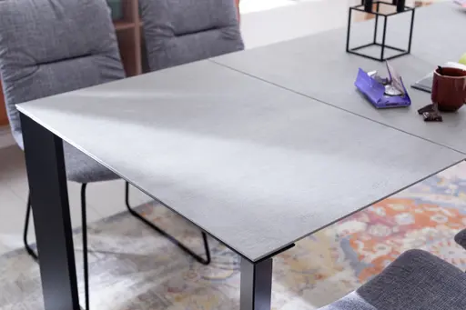 Esstisch Hakon - ausziehbar, LB 160x90 cm, Keramik, Dunkelgrau, Gestell Schwarz