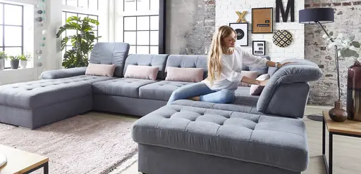 Wohnlandschaft - Longchair links, 3-Sitzer, Ecke rechts inkl. Kopfteilverstellung, Armteilverstellung in Flachgewebe blaugrau