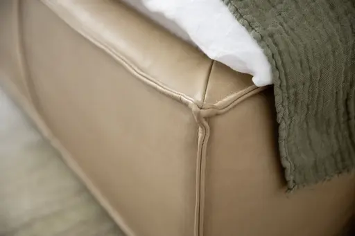 Bett Alvito - Liegefläche ca. 180x200 cm, Leder, Cappuccino