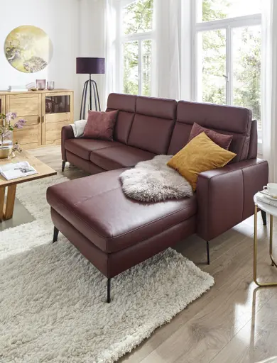 Ecksofa Arima - 2-Sitzer mit Longchair rechts, Leder, Weinbeere