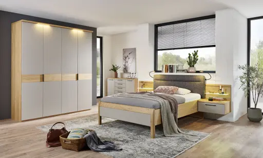 Schlafzimmer - Wildeiche, Lack, Sand