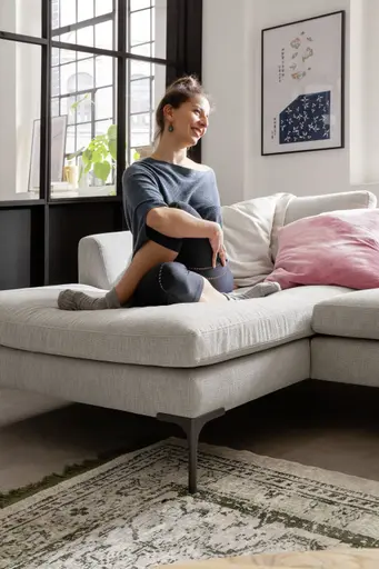 Ecksofa Lenni Full - Longchair links mit 2,5-Sitzer, Stoff, Hellgrau, bündige Kissen