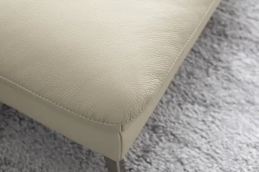 Ecksofa Collina - 2,5-Sitzer, Longchair rechts, inklusive Kopfstütze, Leder, Ecru