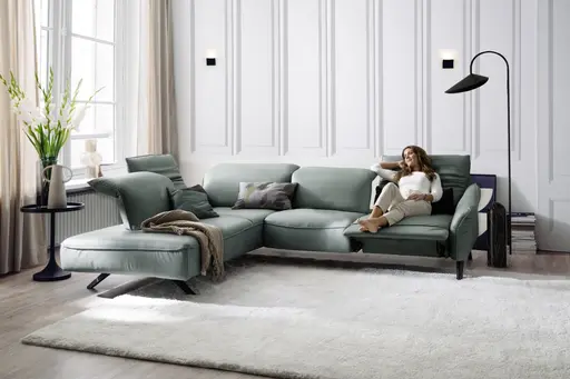 Ecksofa Bormio - Ecke links mit 2,5-Sitzer inklusive motorischer Fußteilverstellung, Leder, Jade