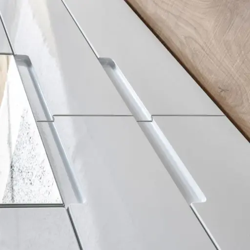 Kleiderschrank - B ca. 126 cm, Weiß