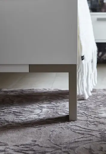 Bett Viana - Liegefläche ca. 180x200 cm, Holzwerkstoff Weiß, Kunstleder Anthrazit