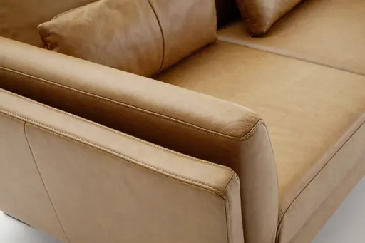 Sofa Tova - 2-Sitzer inkl. Rücken- und Armlehnfunktion, Kufe, Leder, Cognac