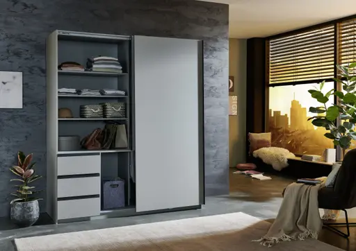 Schwebetürenschrank- B168 cm, Hellgrau, Graphit, Spiegel