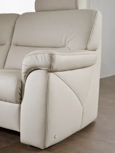 Wohnlandschaft EM St. Gallen - Hocker links, Relax-Eckteil, 3-Sitzer rechts, Leder, Natur