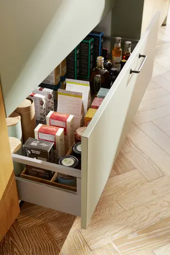 Inselküche 57.150 GL 5 522, Asteiche Natur gebürstet