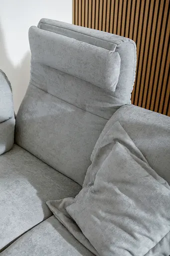 Ecksofa Jacksonville - 3-Sitzer medium, Eckelement mit Abschlussteil rechts, inkl. Relaxfunktion (motorisch) und Armlehne verstellbar, Stoff, Hellblau